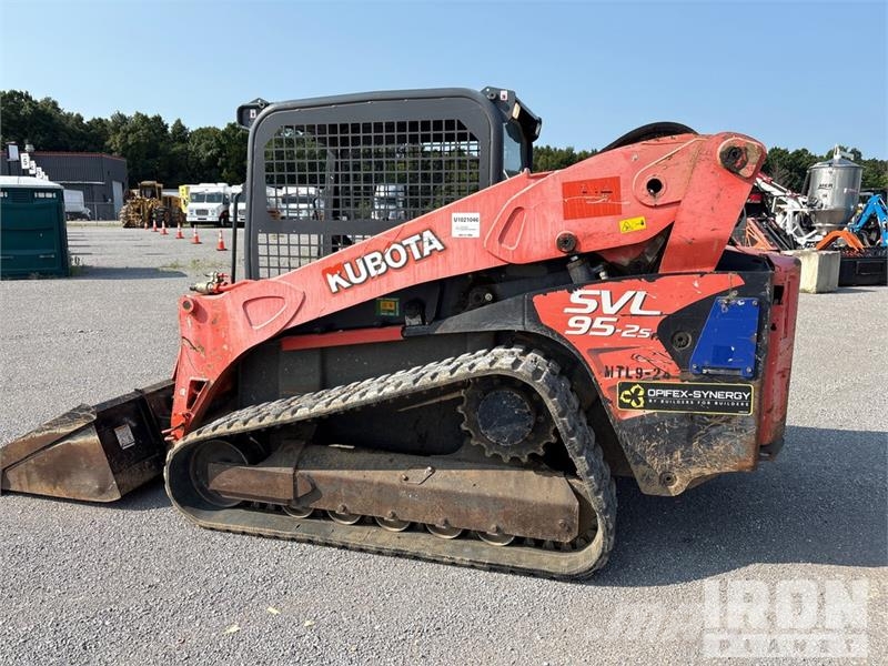 Kubota SVL95-2 Compact Track Loader Skid steer mini utovarivači
