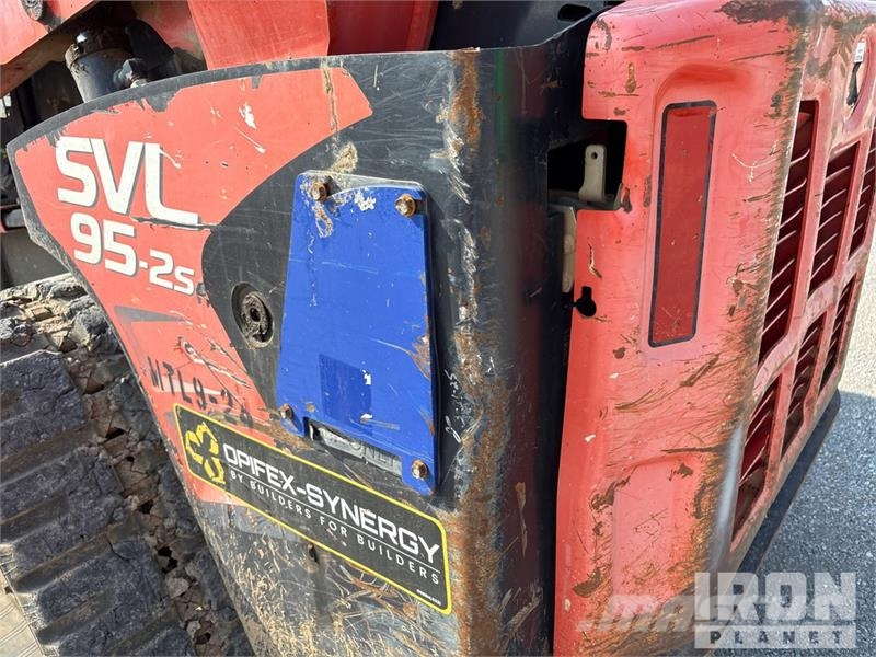 Kubota SVL95-2 Compact Track Loader Skid steer mini utovarivači