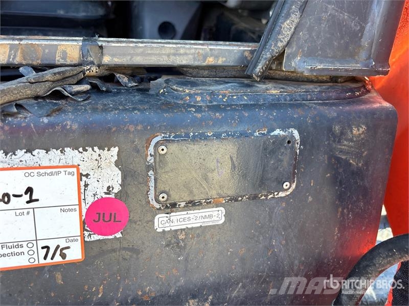 Kubota SVL95-2S Two-Speed Compact Track Loader Skid steer mini nakladalci