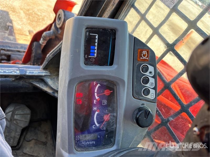 Kubota SVL95-2S Two-Speed Compact Track Loader Skid steer mini nakladalci
