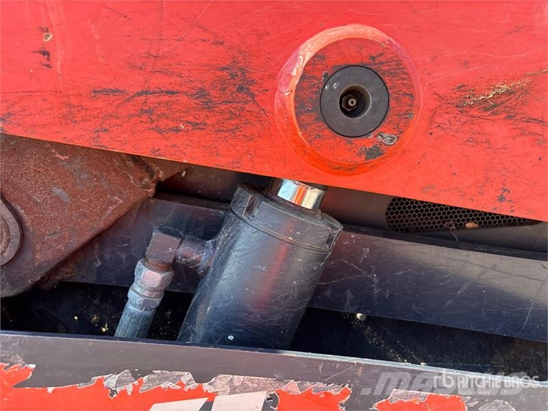 Kubota SVL95-2S Two-Speed Compact Track Loader Skid steer mini nakladalci