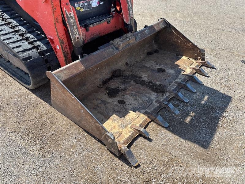 Kubota SVL95-2S Two-Speed Compact Track Loader Skid steer mini nakladalci