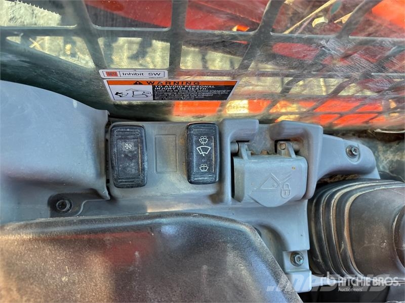 Kubota SVL95-2S Two-Speed Compact Track Loader Skid steer mini nakladalci