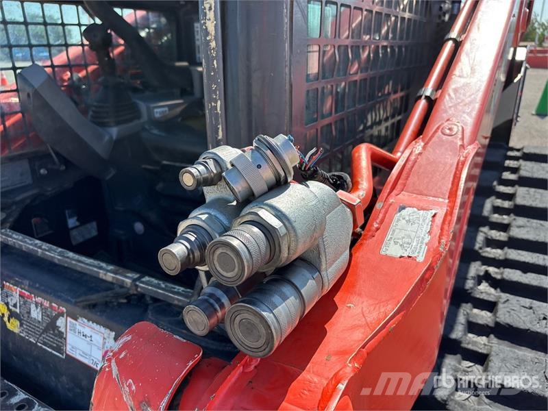Kubota SVL95-2S Two-Speed Compact Track Loader Skid steer mini nakladalci