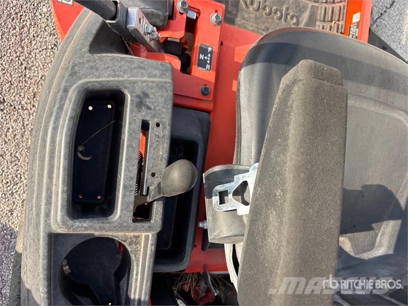 Kubota Z232KW Zero-Turn Lawn Mower Tractores corta-césped
