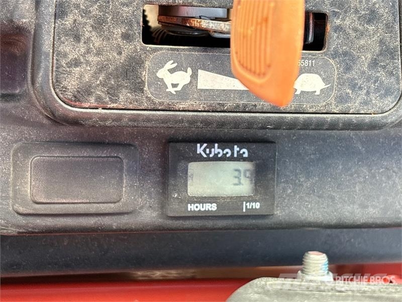 Kubota Z232KW Zero-Turn Lawn Mower Tractores corta-césped