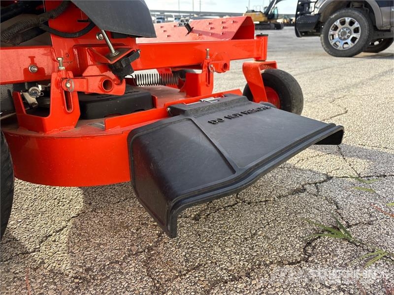 Kubota Z232KW Zero-Turn Lawn Mower Tractores corta-césped
