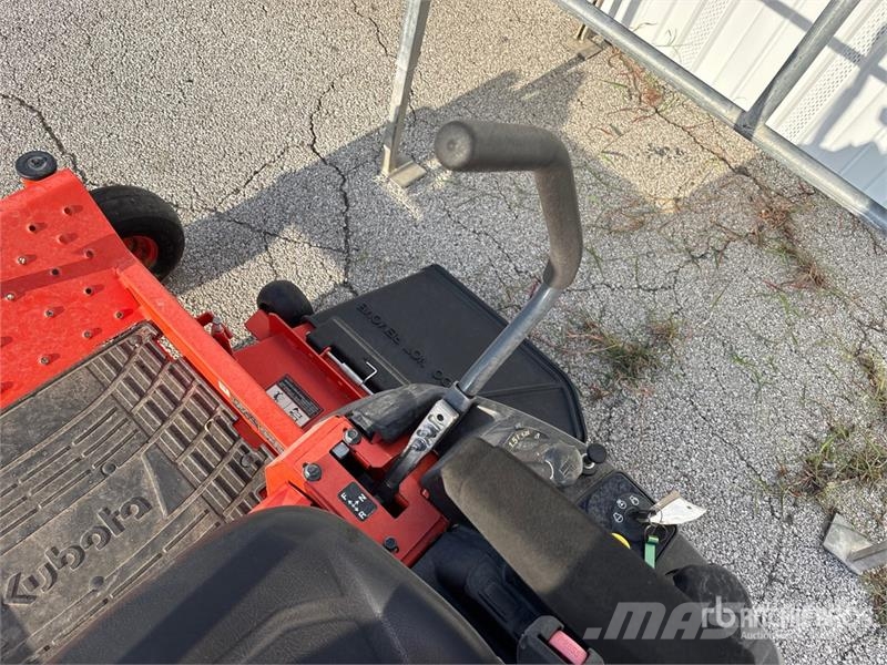 Kubota Z232KW Zero-Turn Lawn Mower Tractores corta-césped