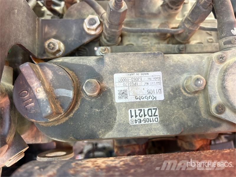 Kubota ZD12 Zero-Turn Lawn Mower Самохідні газонокосарки