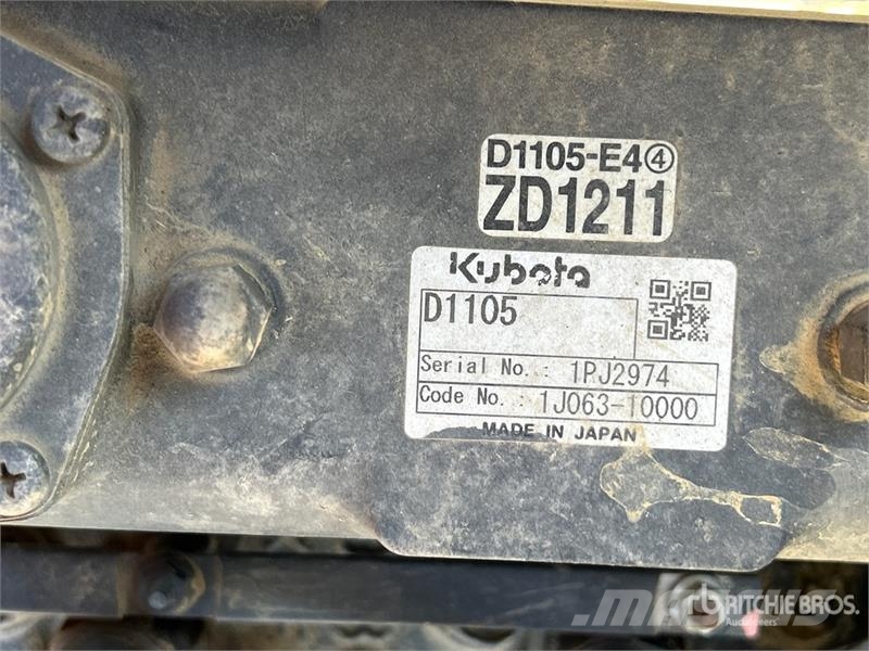Kubota ZD1211 ركوب الحشائش