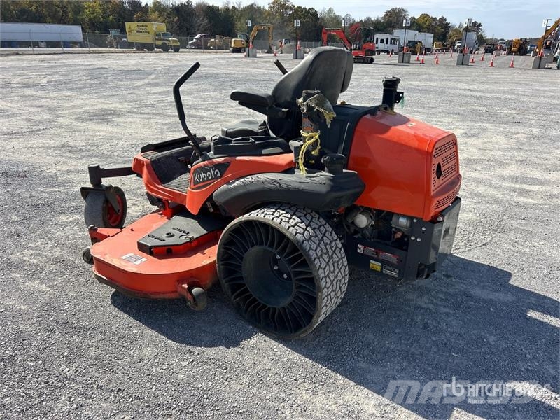 Kubota ZD1211 ركوب الحشائش