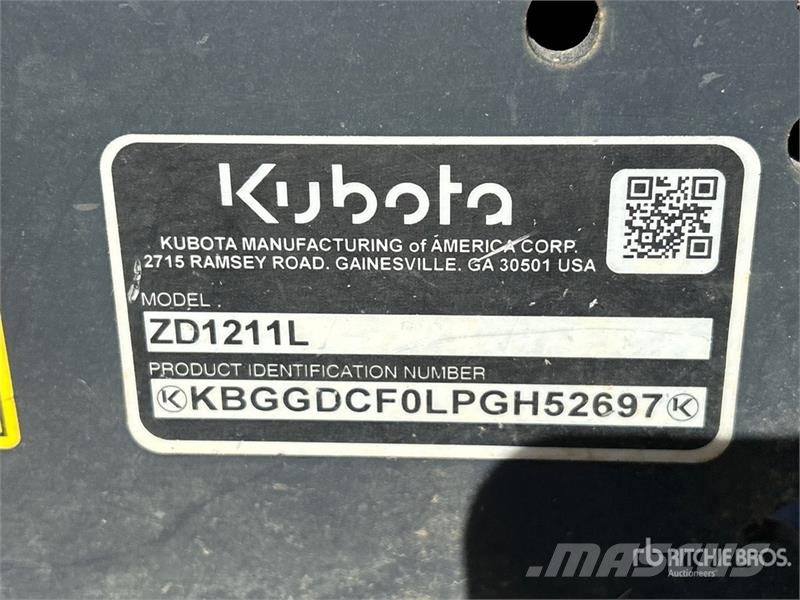 Kubota ZD1211 ركوب الحشائش