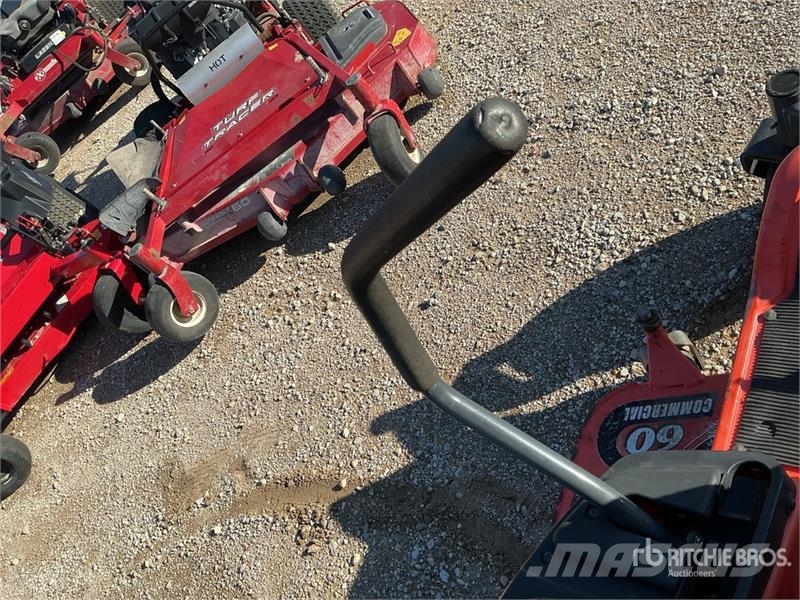 Kubota ZD323 Traktorske kosilice