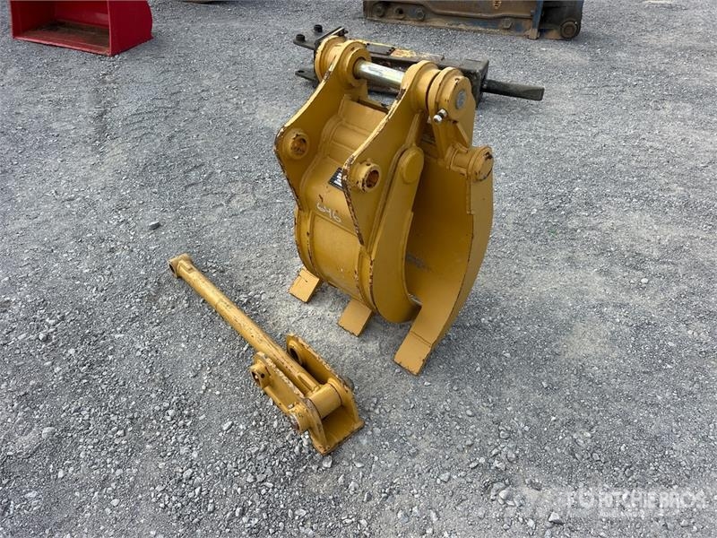 Land Hero 26 in Excavator Grapple - Fits Cat 307 Grabeži