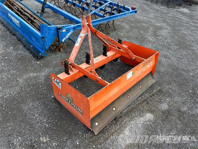 Land Pride BB1248 3 Point Hitch 48 in Box Blade Egyéb traktor tartozékok