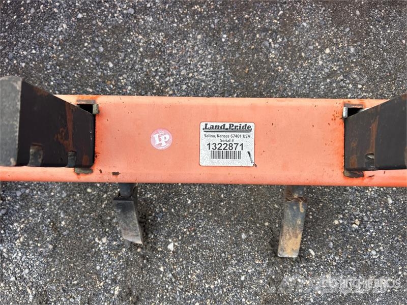 Land Pride BB1248 3 Point Hitch 48 in Box Blade Egyéb traktor tartozékok