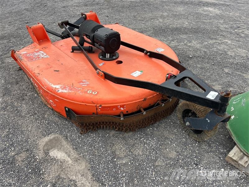 Land Pride RCF2760 60 in 3-Point Hitch Rotary Cutter 茎切断機