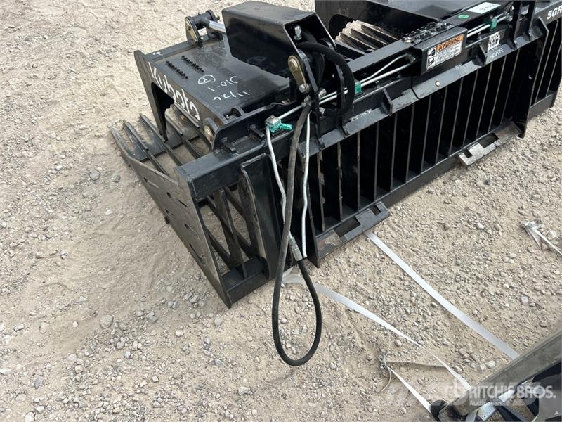 Land Pride SGR1572 72 in Skid Steer Grapple Bucket Grabilice