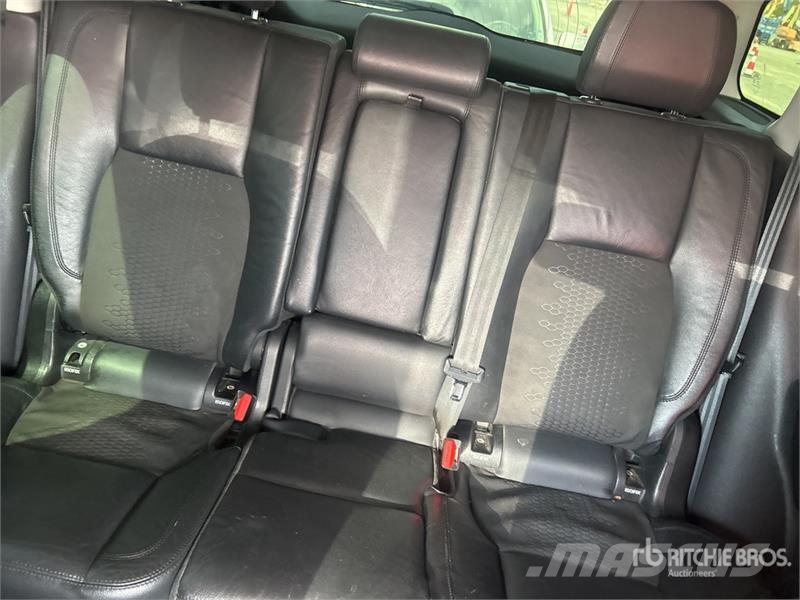 Land Rover Discovery 4WD SUV PKWs