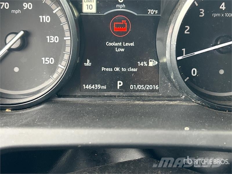 Land Rover Discovery Sport Sport AWD SUV سيارات