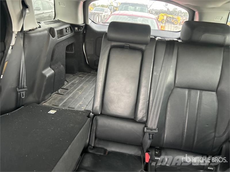 Land Rover Discovery Sport AWD SUV Automašīnas