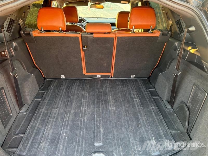 Land Rover Discovery Sport HSE LUX Sport AWD SUV 汽车