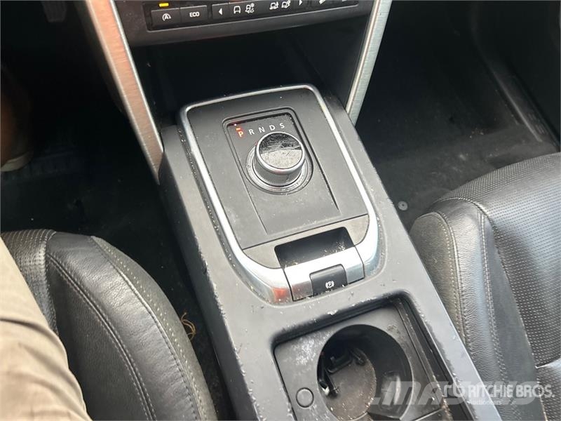 Land Rover Discovery Sport AWD SUV Automašīnas