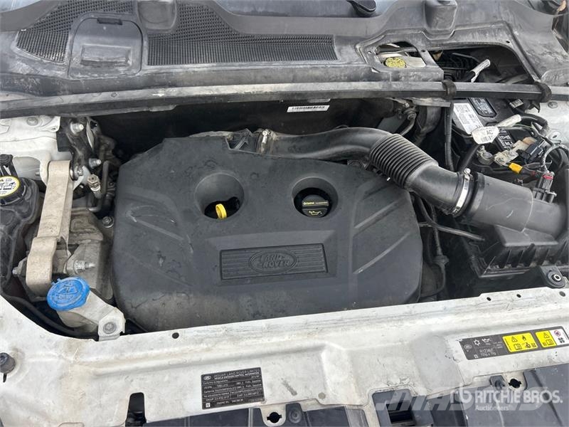 Land Rover Discovery Sport AWD SUV Automašīnas
