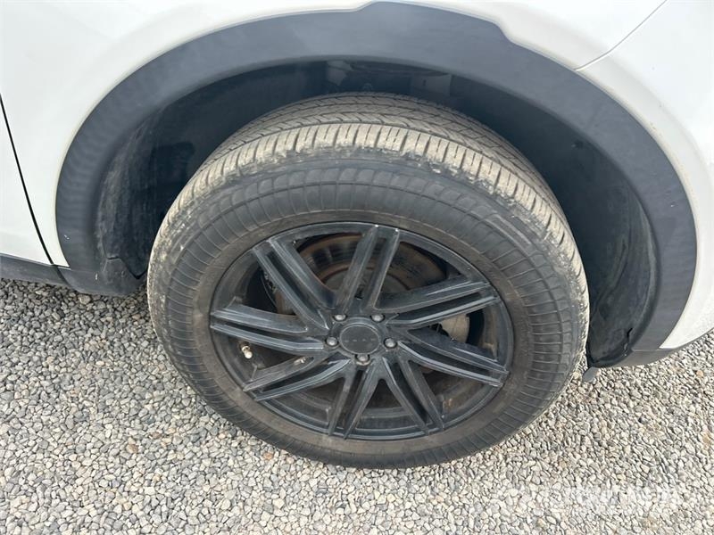 Land Rover Discovery Sport AWD SUV Automašīnas