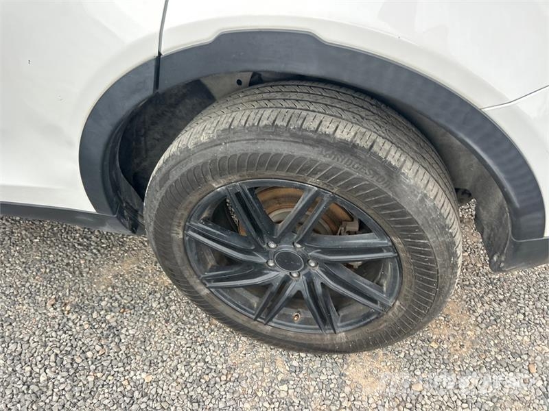 Land Rover Discovery Sport AWD SUV Automašīnas