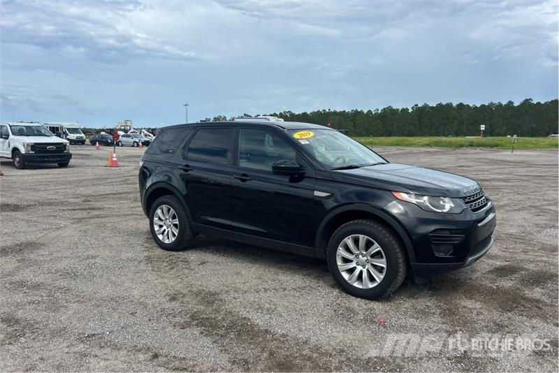 Land Rover Discovery Sport SE AWD SUV Cars