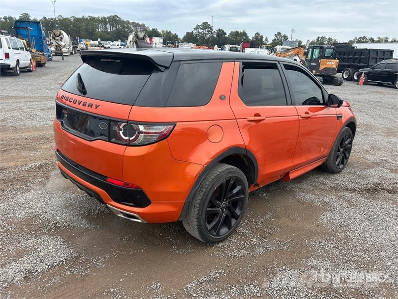 Land Rover Discovery Sport Sport AWD SUV سيارات