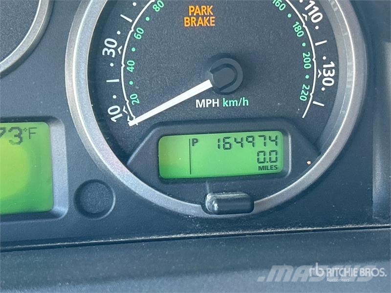 Land Rover LR3 Avtomobili