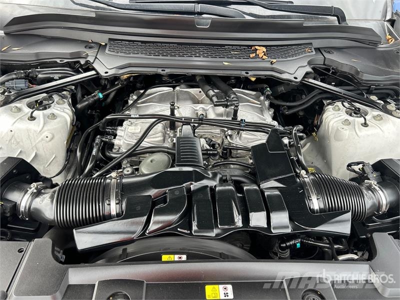 Land Rover Range Rover 4WD SUV سيارات