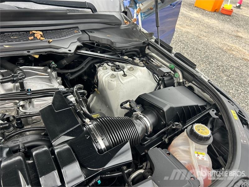 Land Rover Range Rover 4WD SUV سيارات