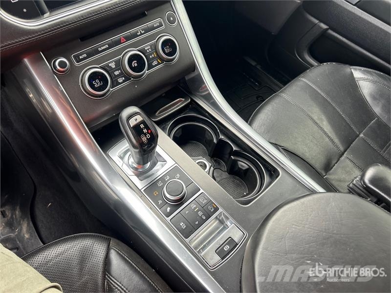 Land Rover Range Rover 4WD SUV سيارات