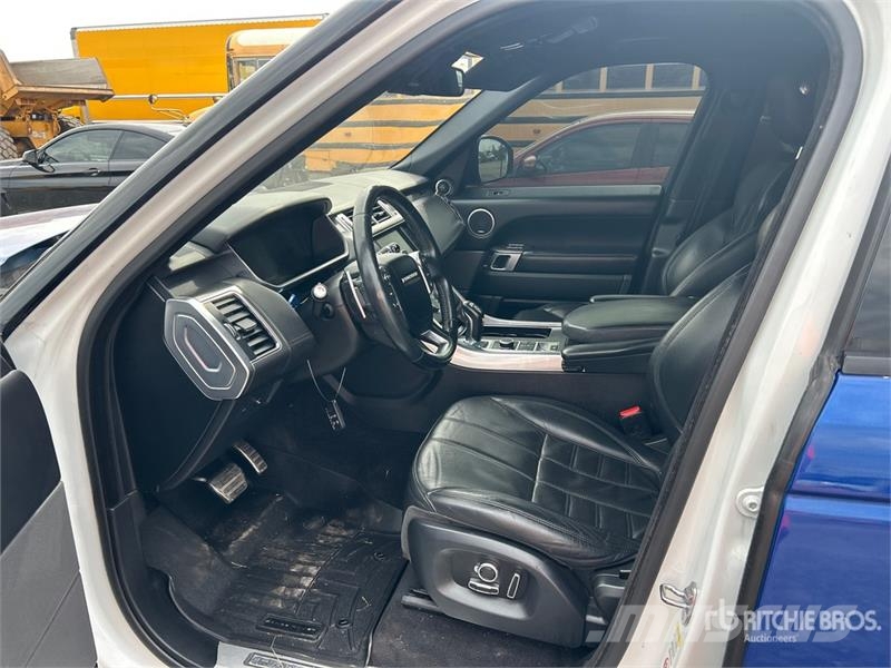 Land Rover Range Rover 4WD SUV سيارات