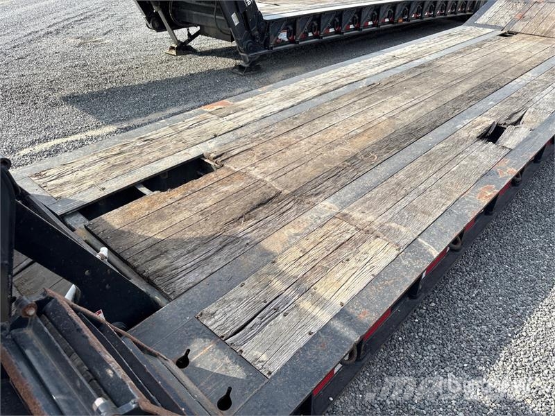 Landoll 835 Tri/A Removable Gooseneck Lowboy Trailer 低架裝載車