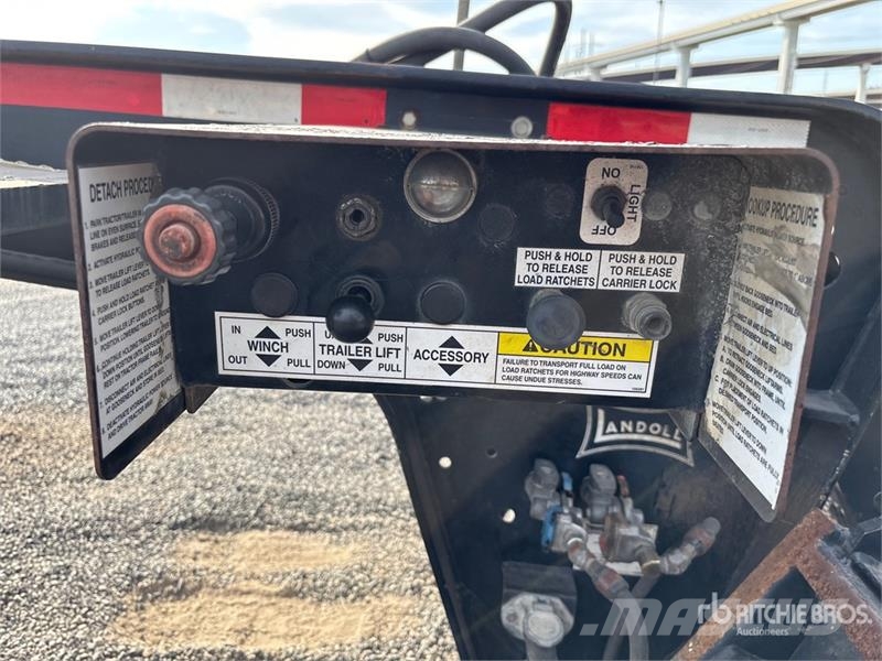 Landoll 835 Tri/A Removable Gooseneck Lowboy Trailer 低架裝載車