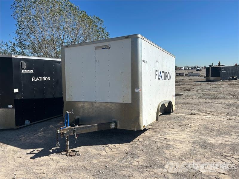  Lark VT8X12TA 12 ft T/A Enclosed Trailer (Inoperab Cajas de remolque