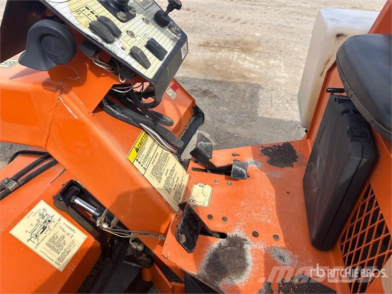 Lay-Mor SM300 路面清掃機