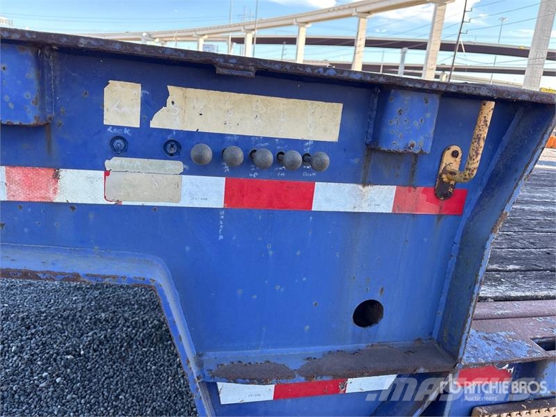 Ledwell 48 ft T/A Hydraulic Tail Trailer Low loaders