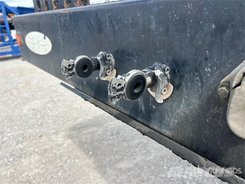 Ledwell LW48-HT3-10-PB 48 ft Tri/A Hydraulic Tail Trailer Низкорамные прицепы