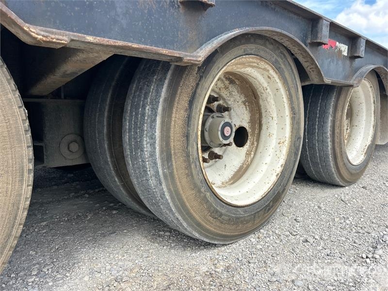 Ledwell LW48-HT3-10-PB 48 ft Tri/A Hydraulic Tail Trailer Низкорамные прицепы