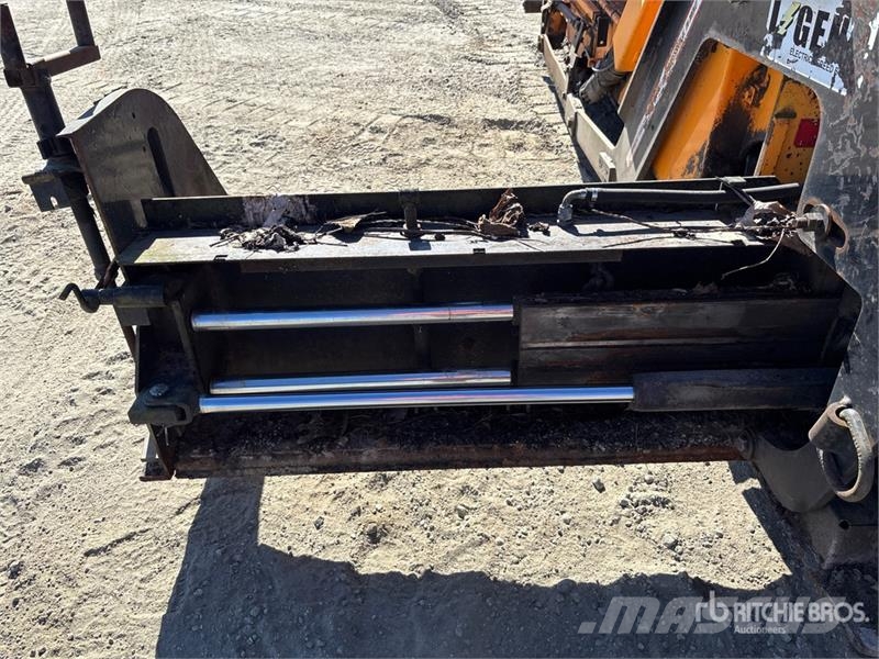 LeeBoy 8500C Track Asphalt Paver Asfalto klotuvai