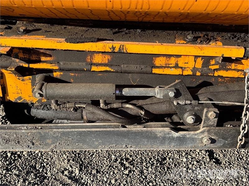 LeeBoy 8520B Track Asphalt Paver アスファルトフィニッシャ