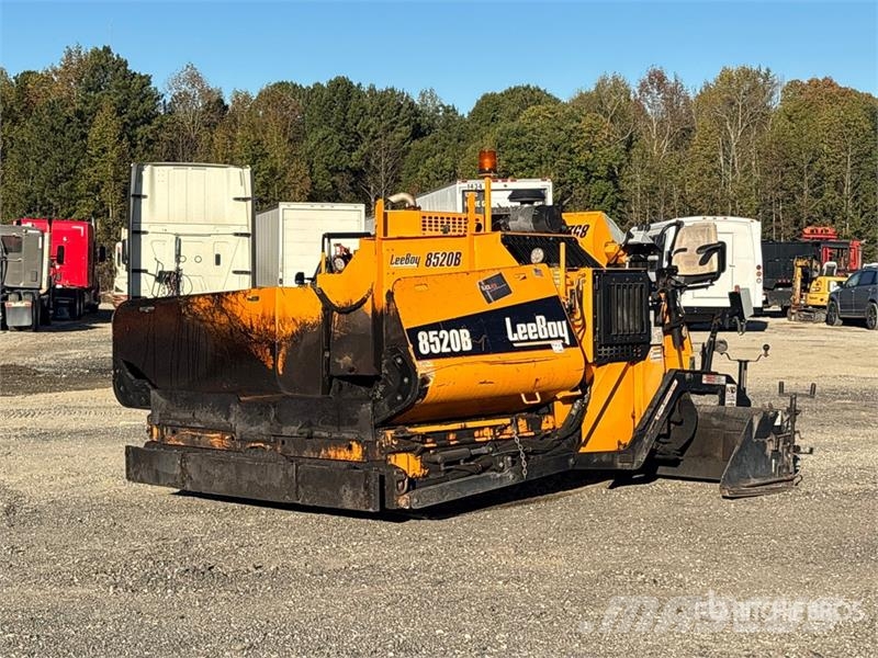 LeeBoy 8520B Track Asphalt Paver アスファルトフィニッシャ