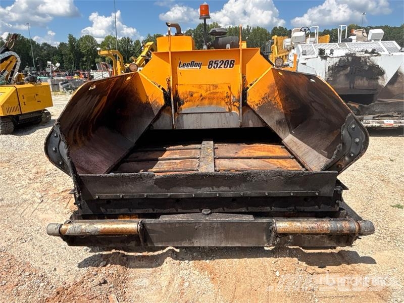 LeeBoy 8520B Track Asphalt Paver Asfalt sericiler