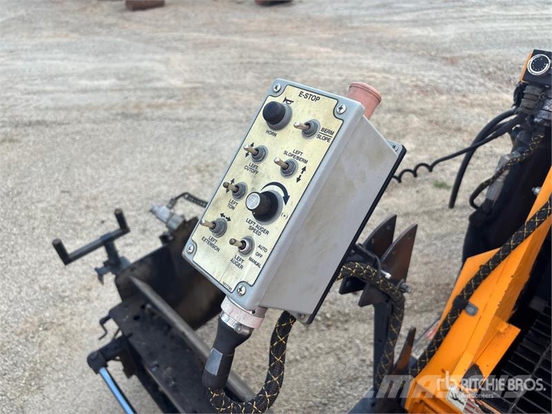 LeeBoy 8520B Track Asphalt Paver Asfalt sericiler