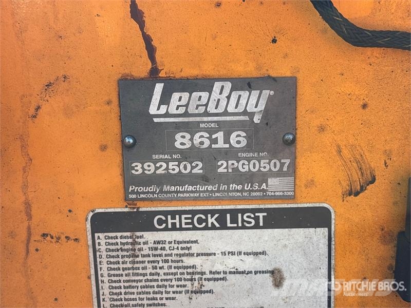 LeeBoy 8616 Asfaltni finišerji